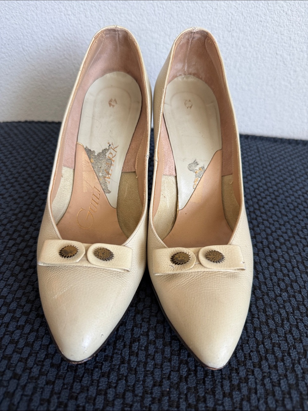 Vintage Women's Cream Leather Pumps by Guild Mark 50's-60's Size 7.5